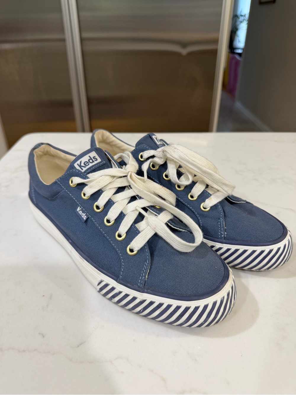Keds Navy jump kick Low-Top Sneakers with Striped Toe